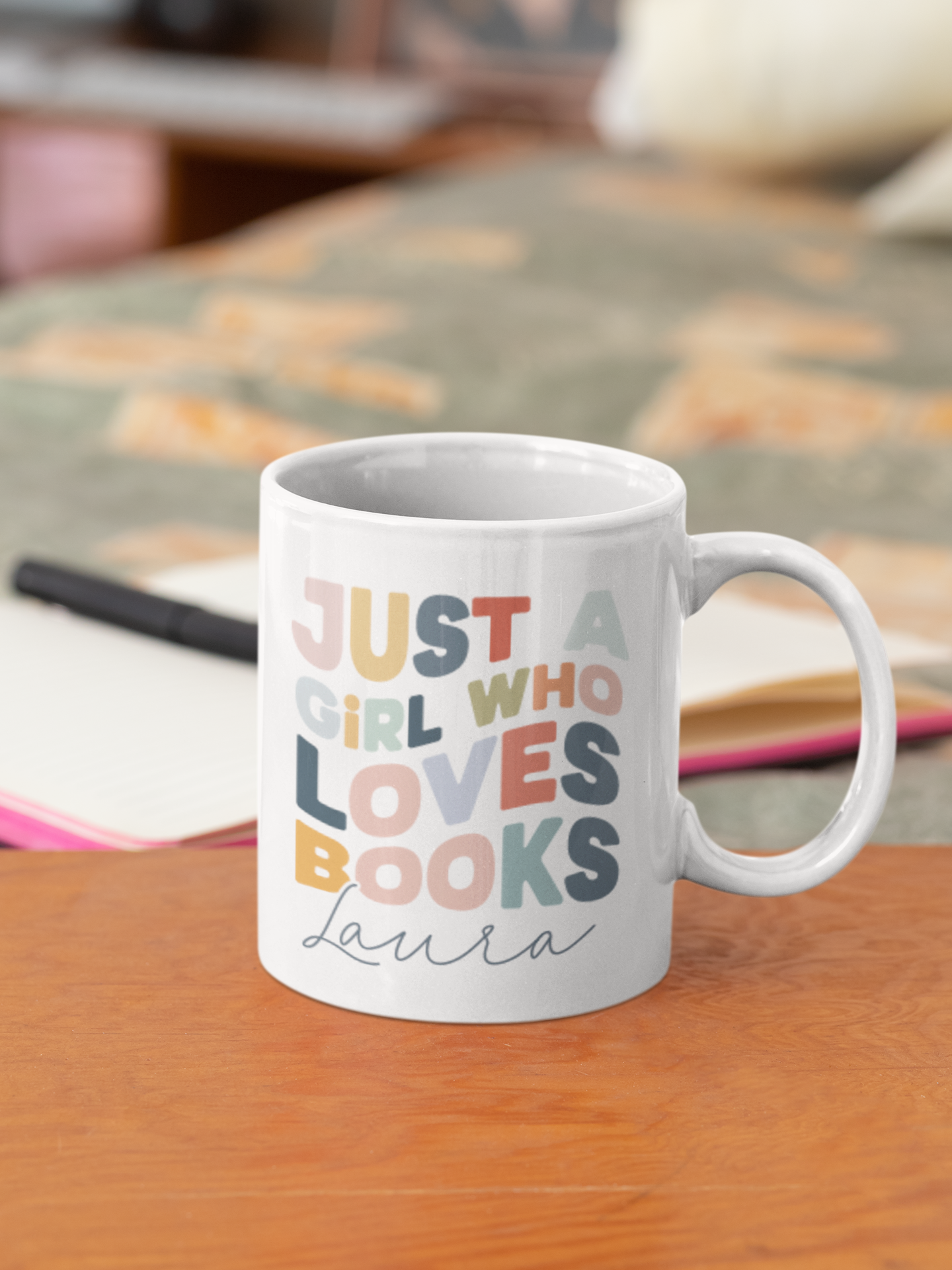 Mug - Just a Girl who Loves Books