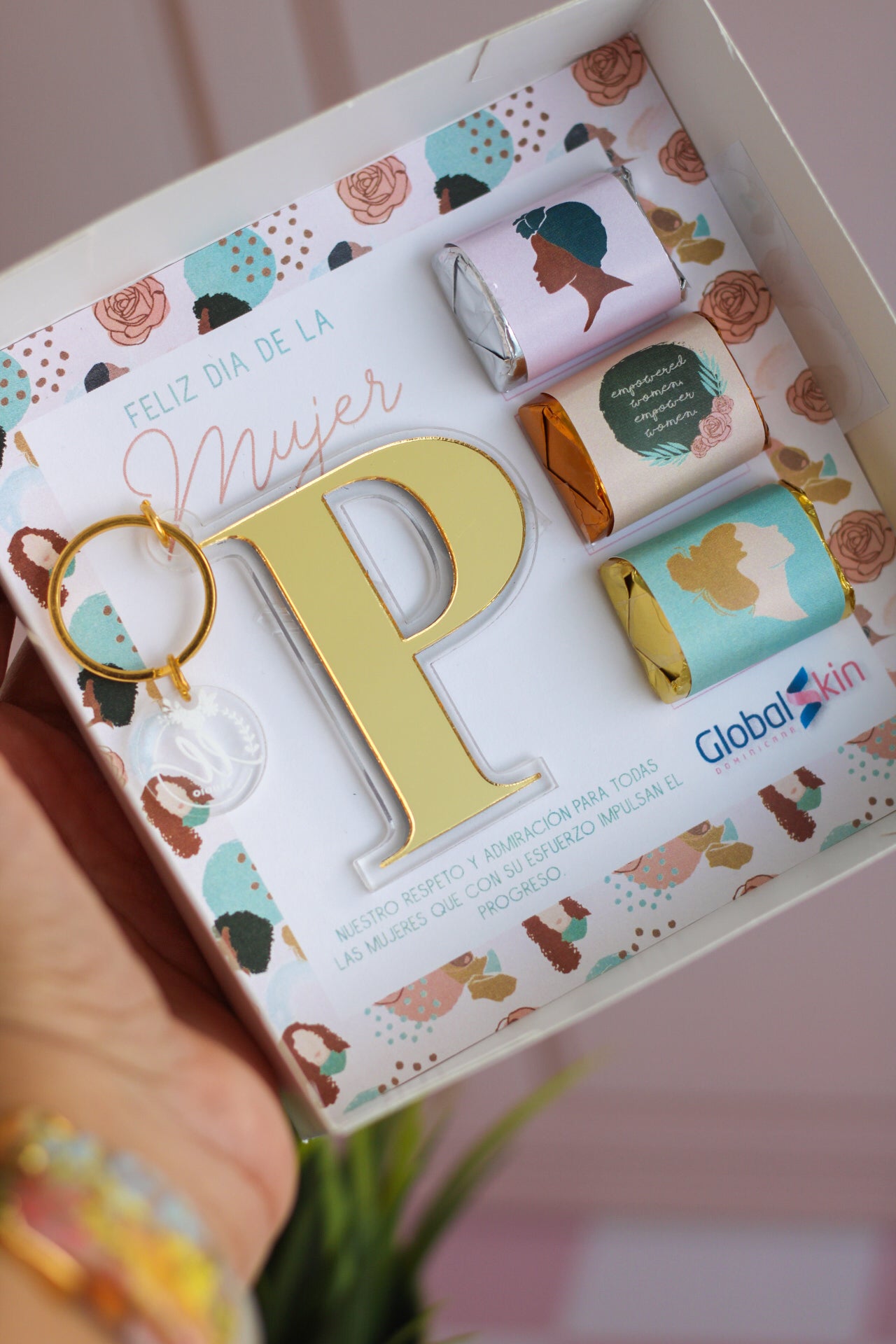 Sweet Touch Keychain Gift Set - Who Run the World