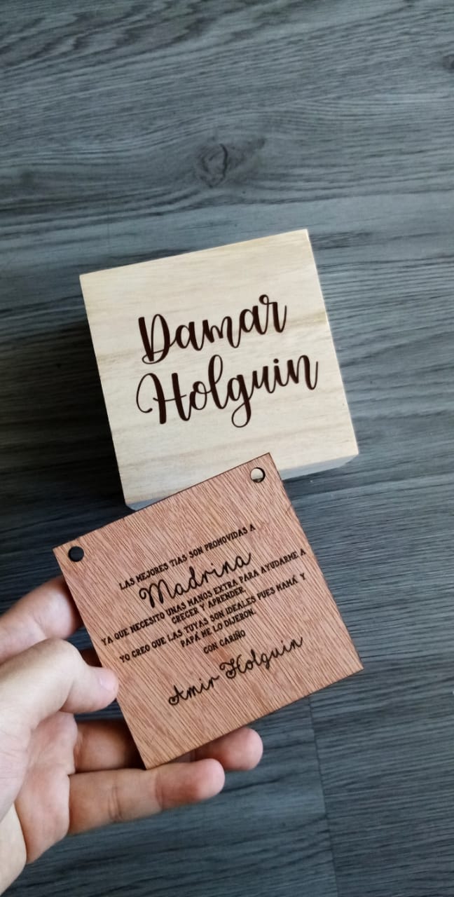 Cajita de Madera Personalizada – ¿Quieres Ser Mi Madrina?