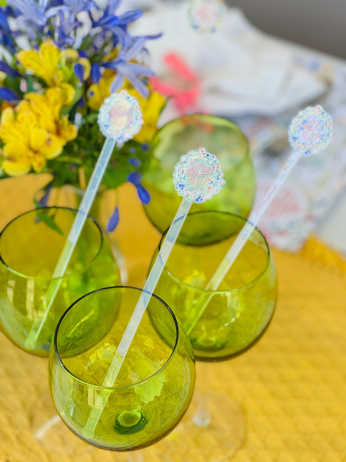 Removedores | TABLE BLOOMS | Tables by MB x LL Studio