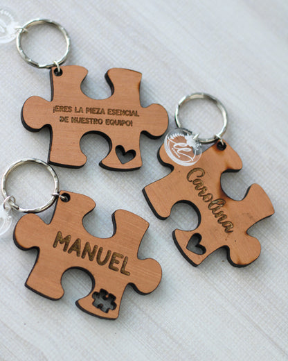 “Pieza Esencial” | Llavero Personalizado