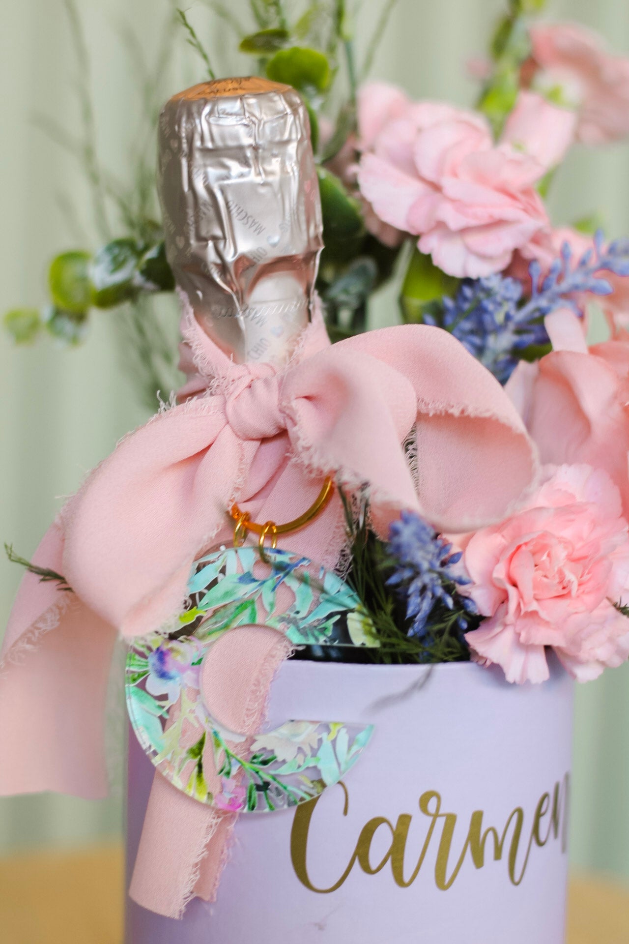 Cheers & Flowers Gift Set