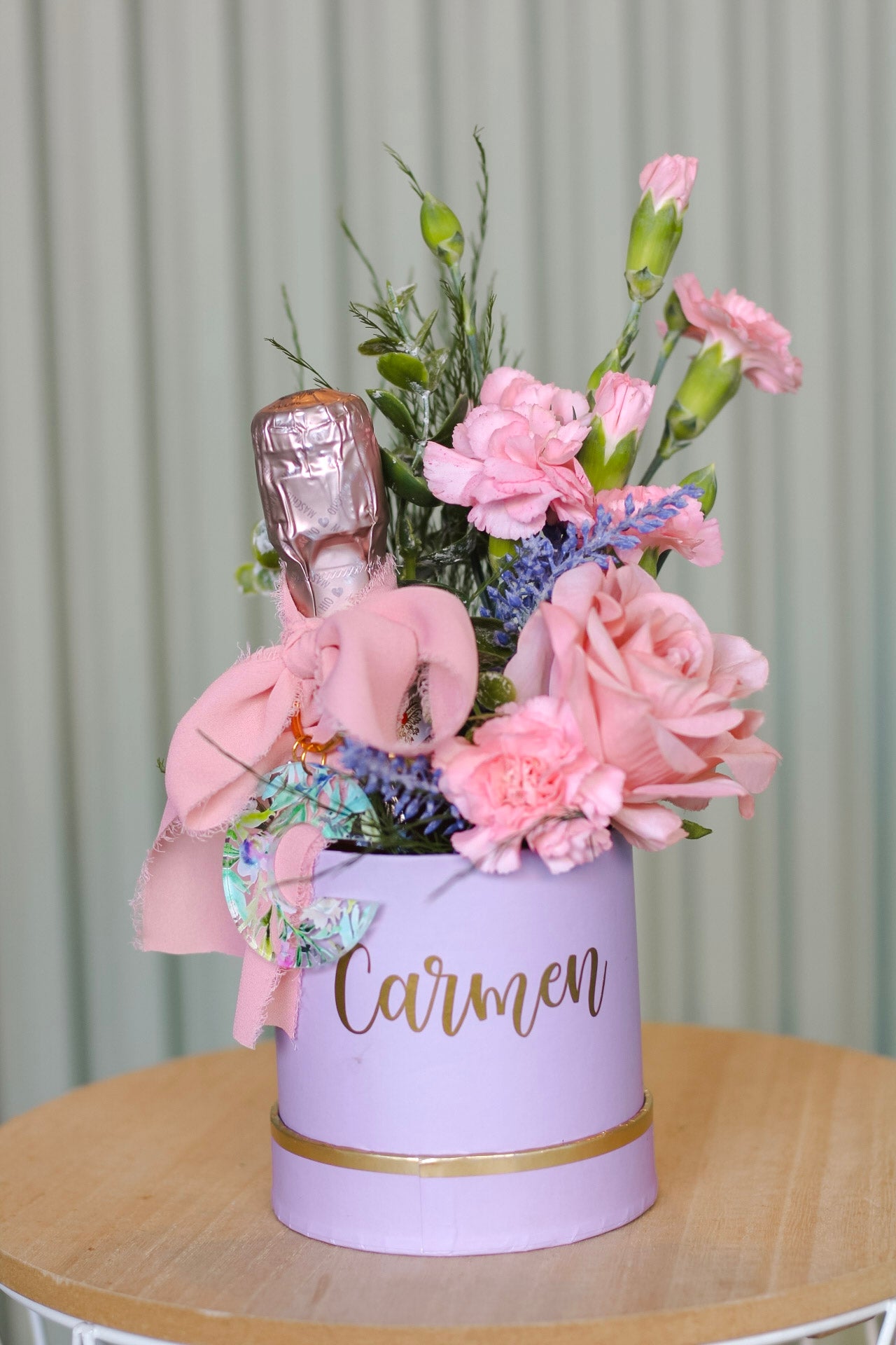 Cheers & Flowers Gift Set