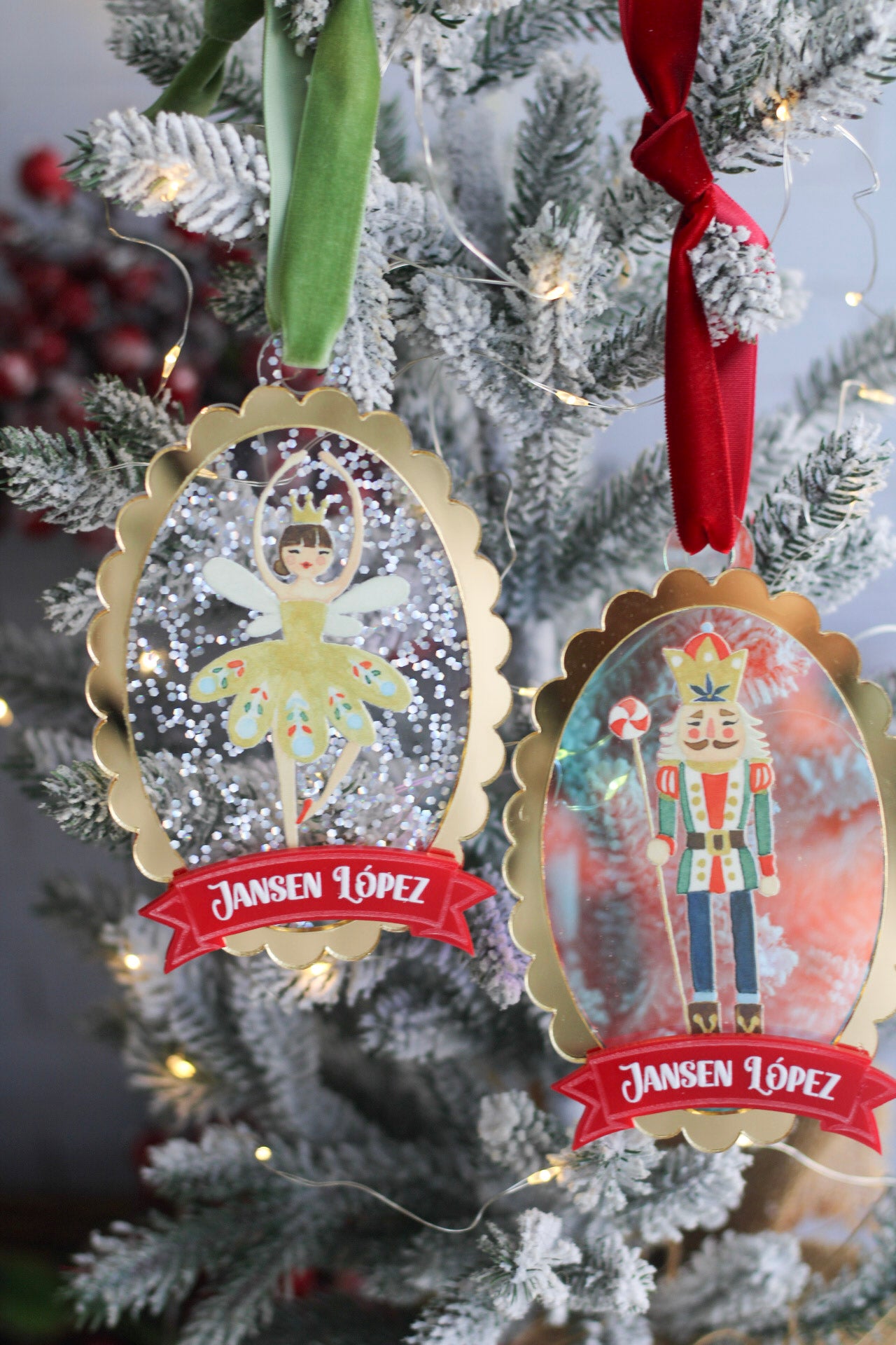 Ornamento Navideño "Nutcracker Dreams"