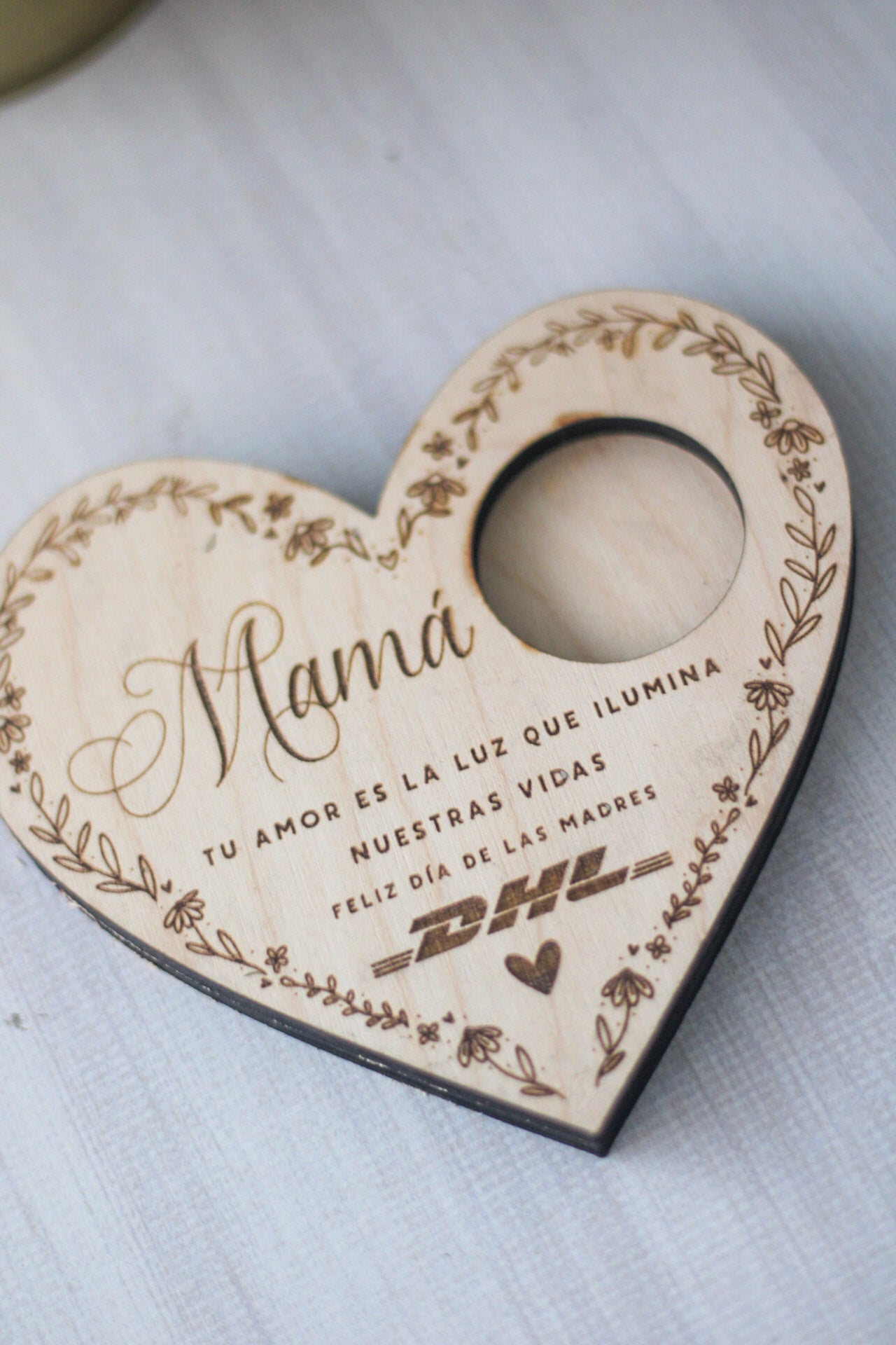 Corazón de Madera Portavela — Mamá - LL Studio