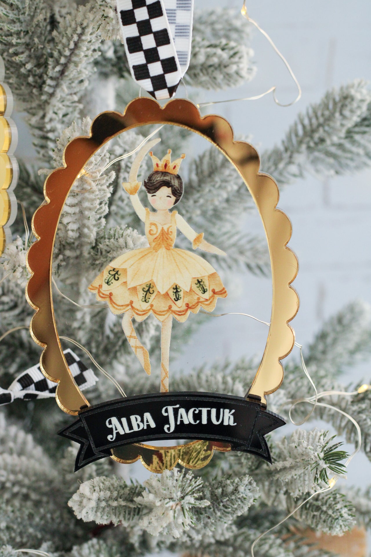Ornamento Navideño "Nutcracker Dreams" - Black Elegance