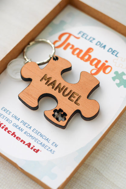 “Pieza Esencial” | Llavero Personalizado