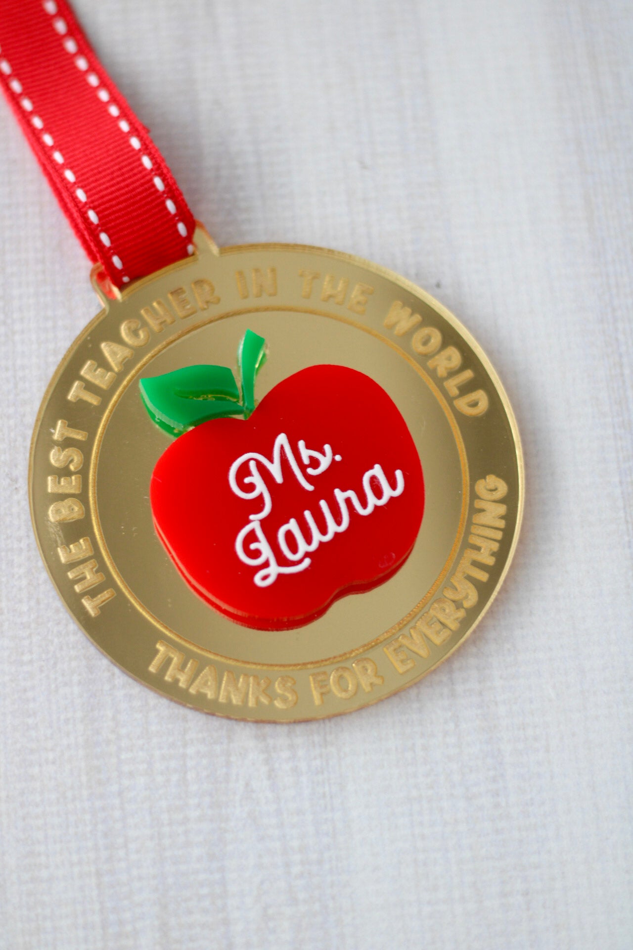 Medalla Best Teacher | Teachers Edition
