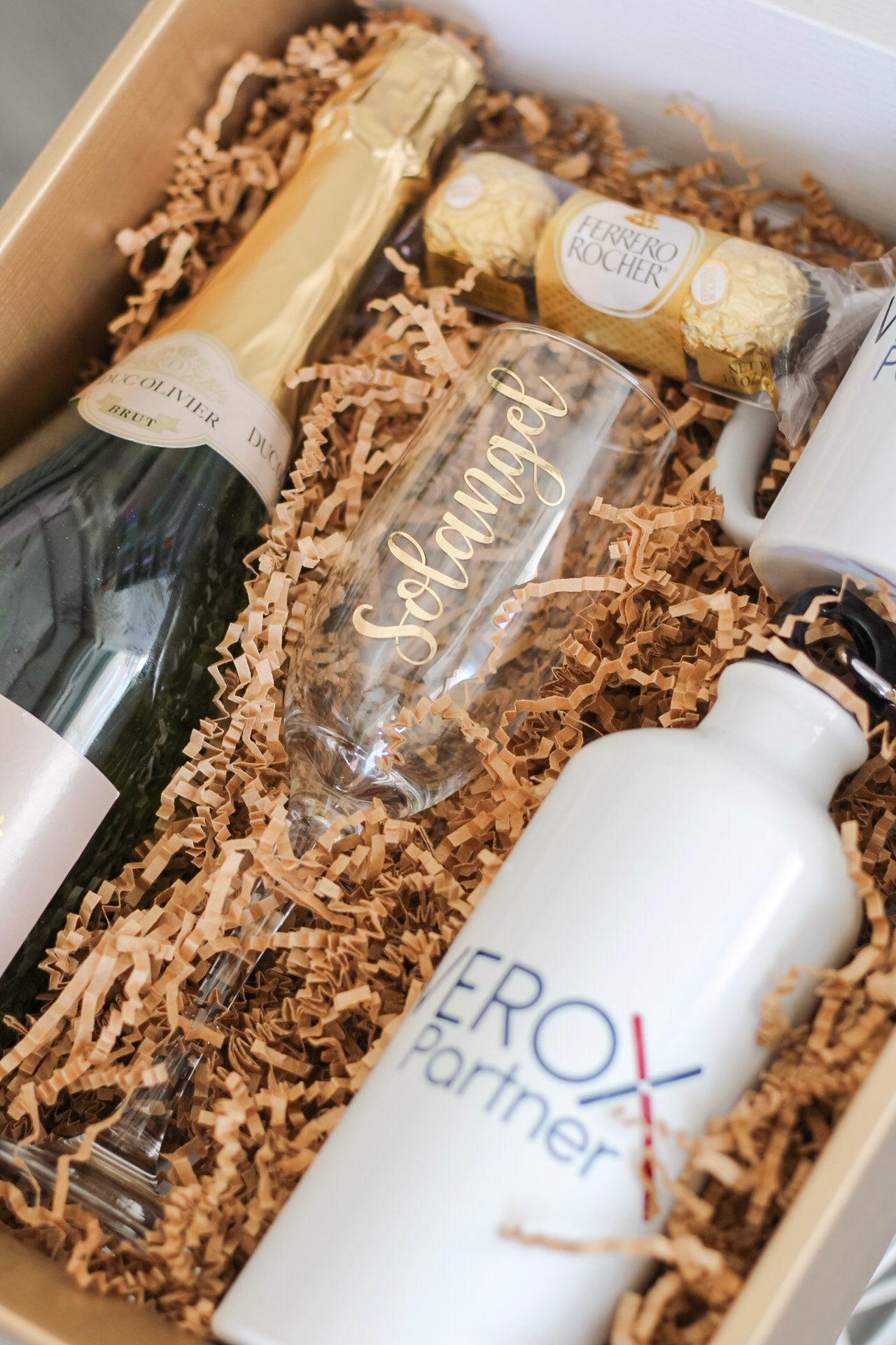 Golden Cheers Gift Box