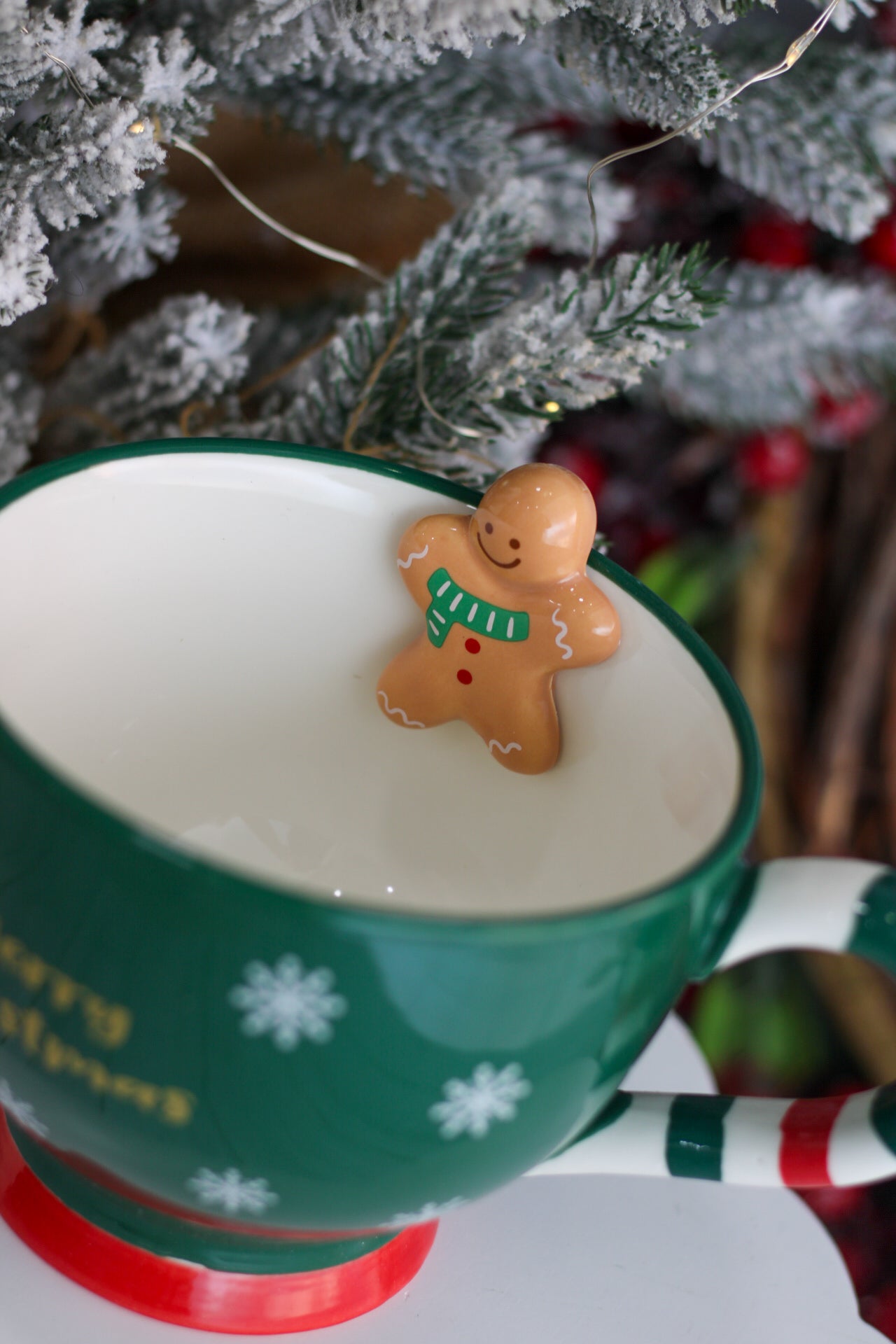 Merry Christmas Gingerbread Cookie Mug