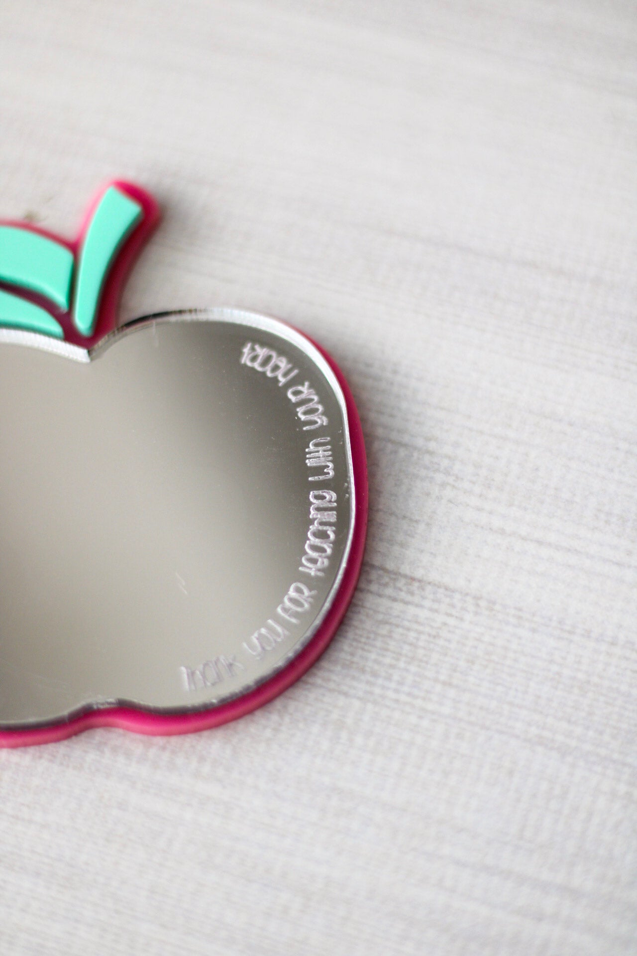 Mirror Mirror Gift  | Apple Edition
