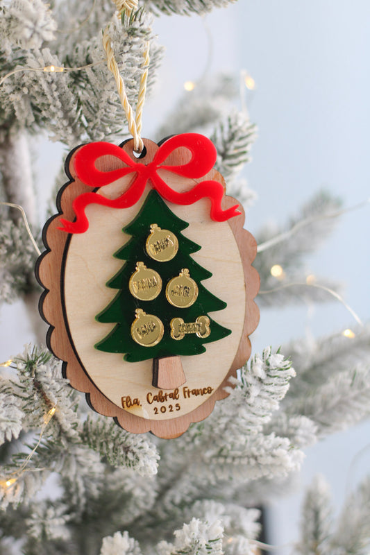 Ornamento Familiar - Under the Tree