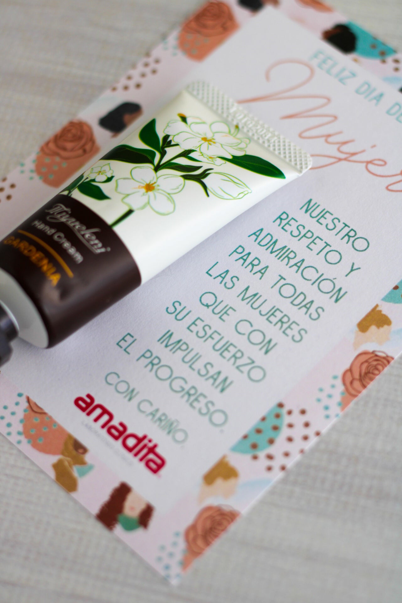 Pretty Hands Gift Set – Who run the World