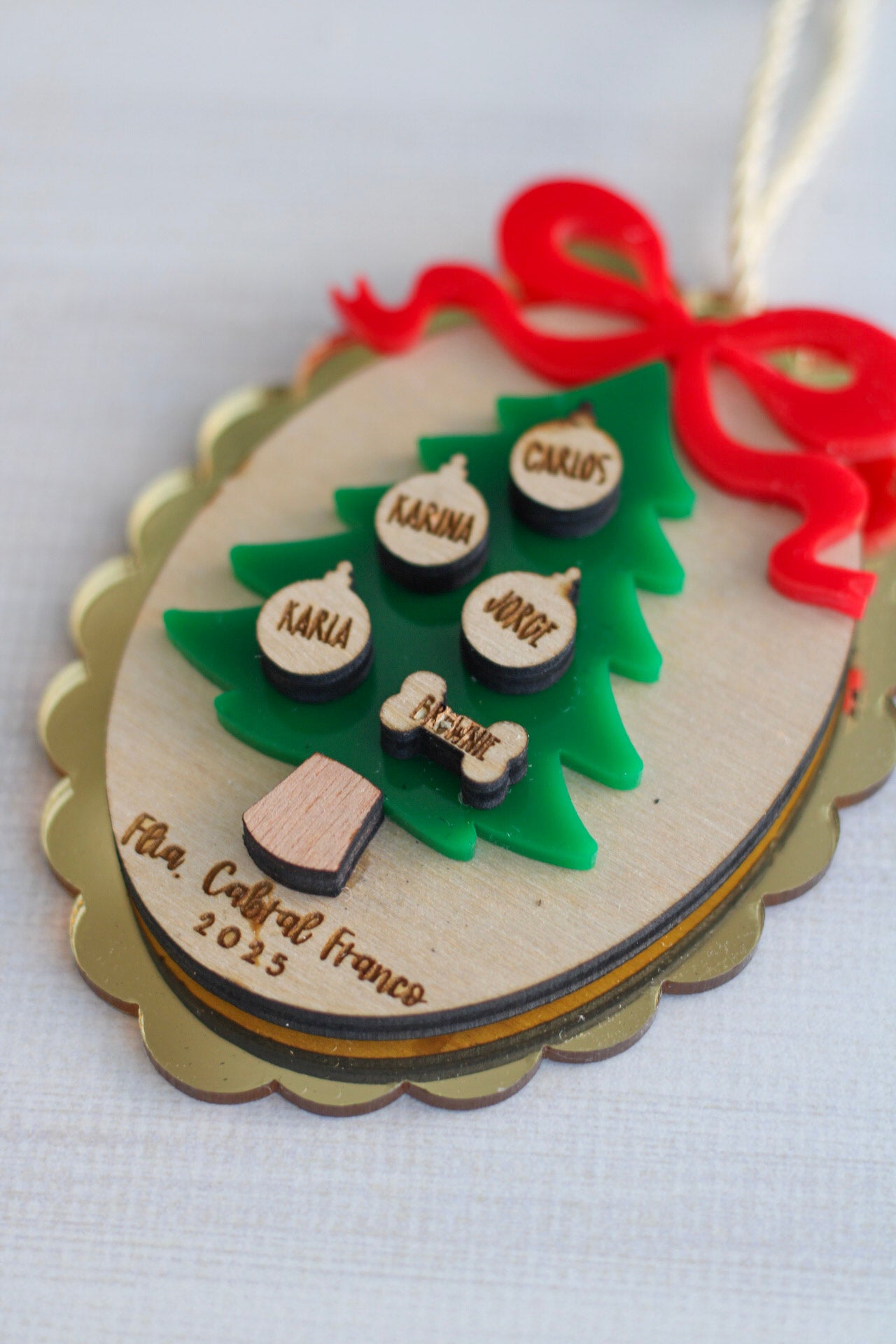Ornamento Familiar - Under the Tree