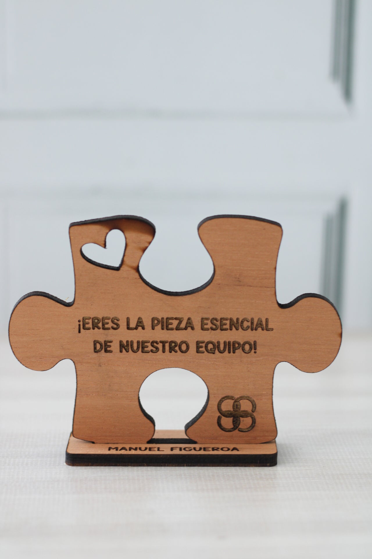 “Pieza Esencial” | Reconocimiento en Madera