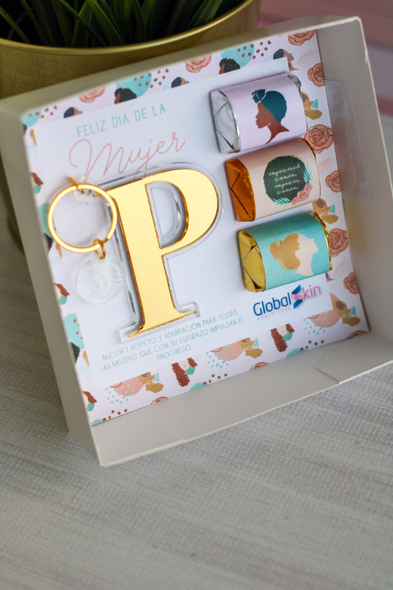 Sweet Touch Keychain Gift Set  - Who Run the World