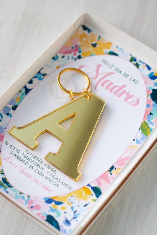 Llavero de Inicial Gift Set | Madres