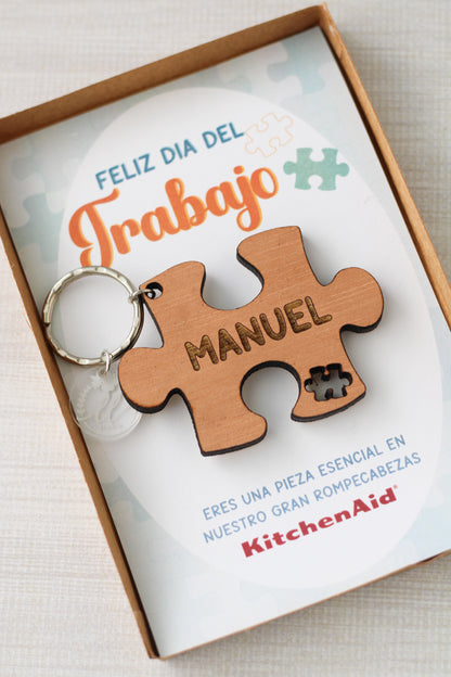 “Pieza Esencial” | Llavero Personalizado