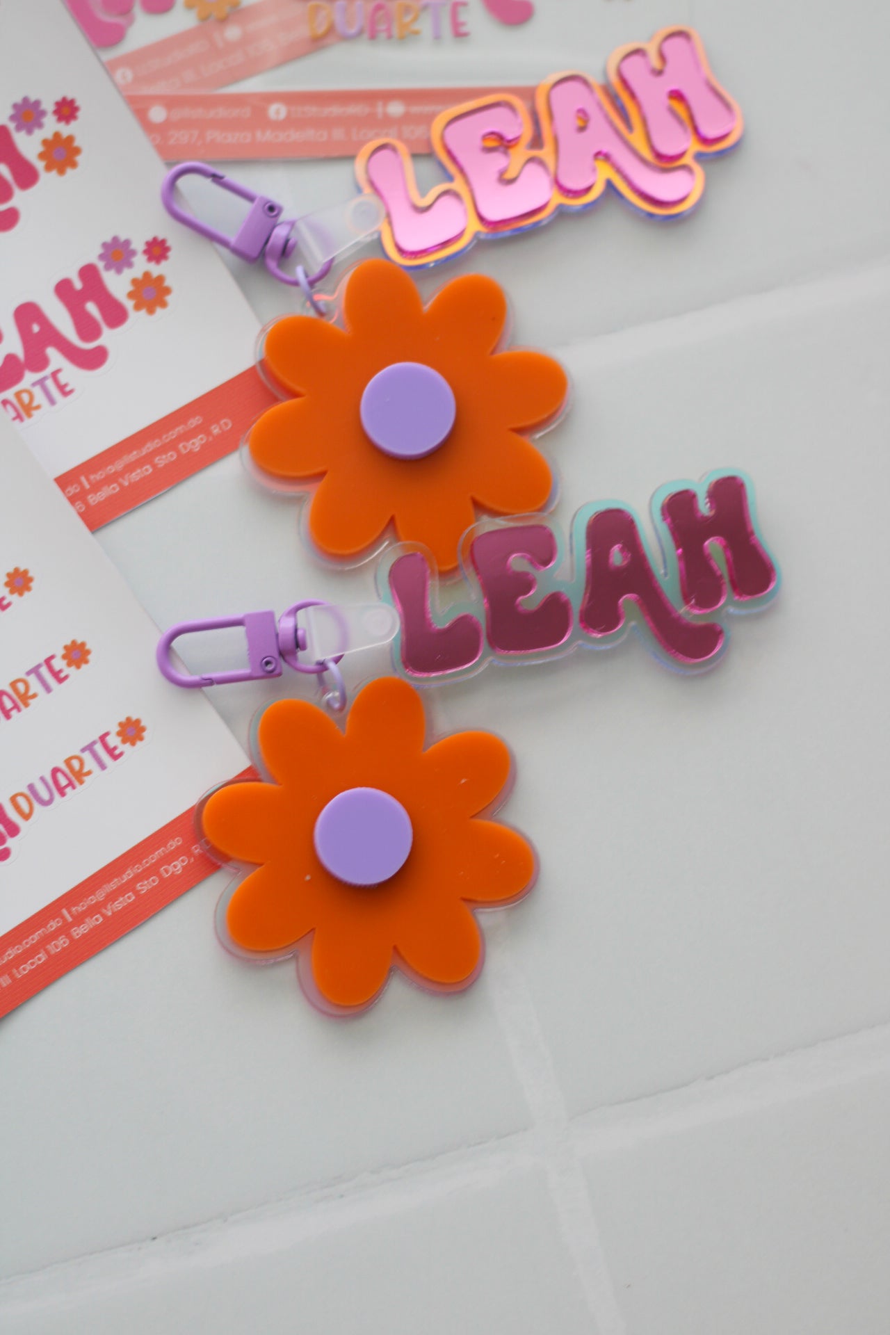 BACK TO SCHOOL Deluxe Set Flower Power - tag escolar personalizado retro con charm de flor naranja - LL Studio