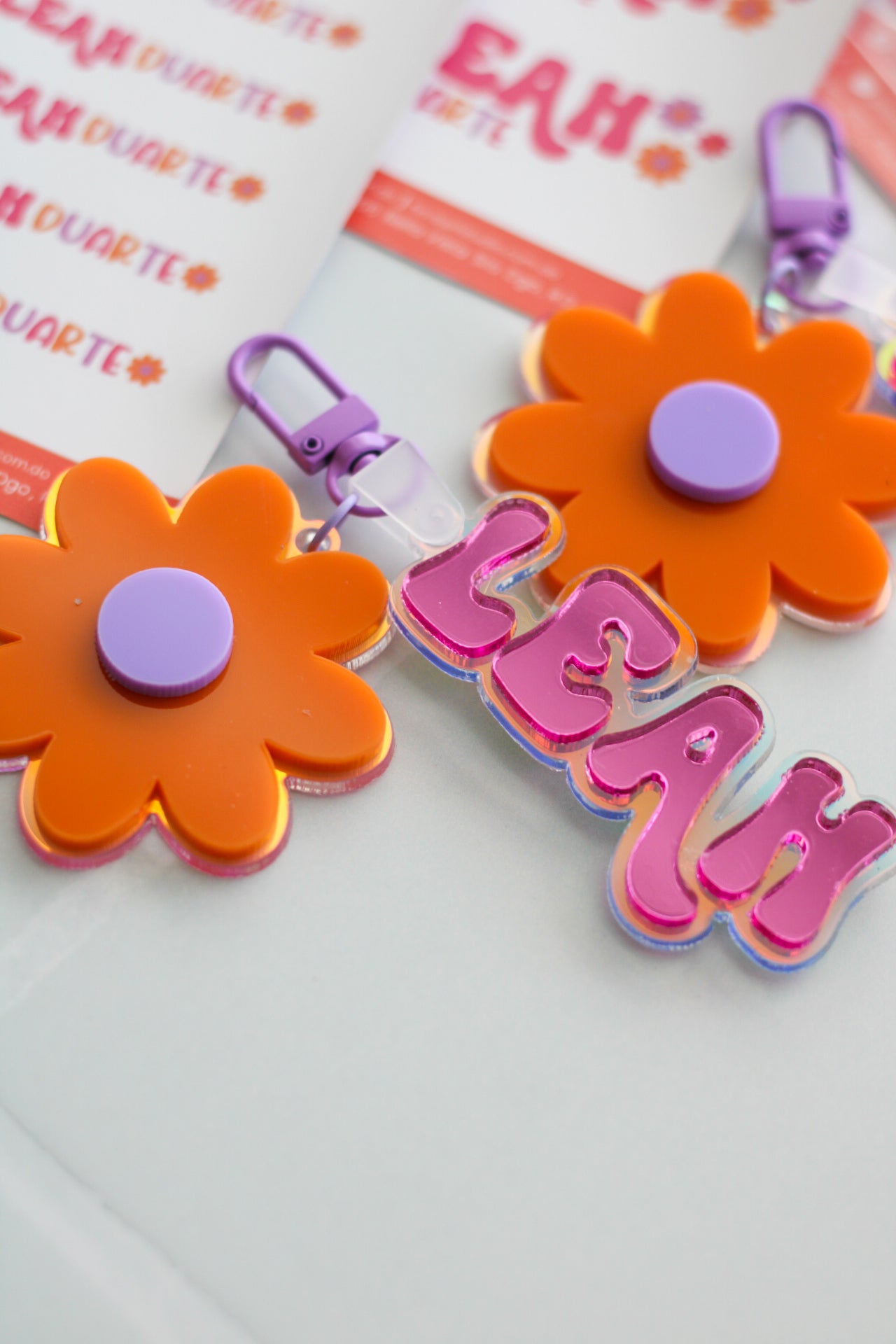 BACK TO SCHOOL Deluxe Set Flower Power - tag escolar personalizado retro con charm de flor naranja - LL Studio