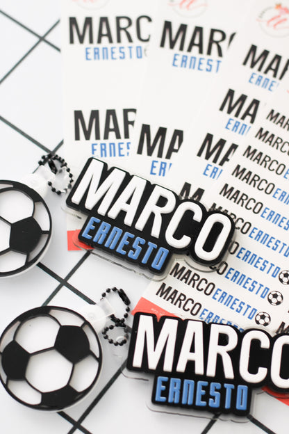 BACK TO SCHOOL Deluxe Set Night Match - tag escolar negro personalizado con charm de balon de futbol - LL Studio