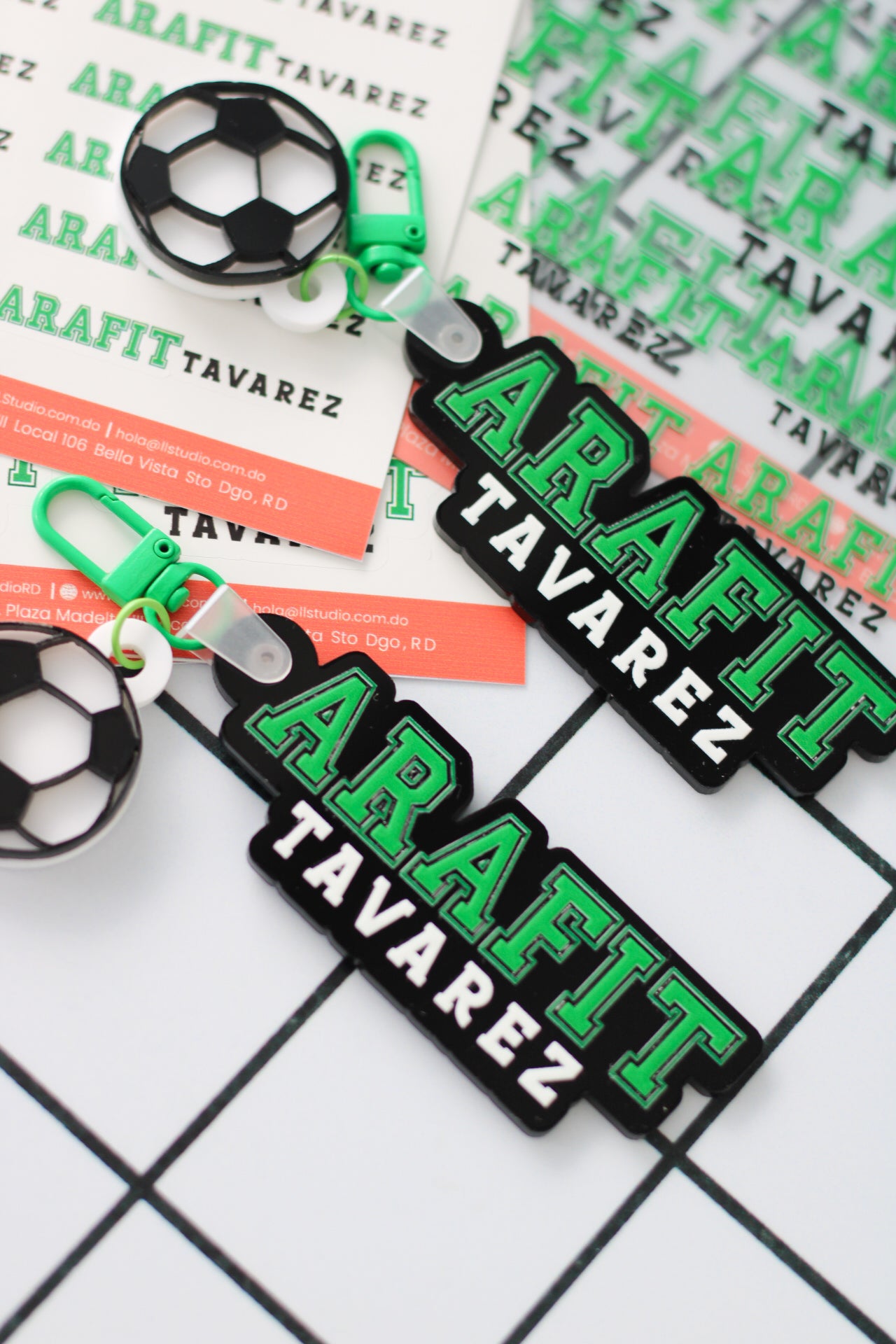BACK TO SCHOOL Deluxe Set Green Field - tag escolar negro y verde personalizado con charm de balon - LL Studio