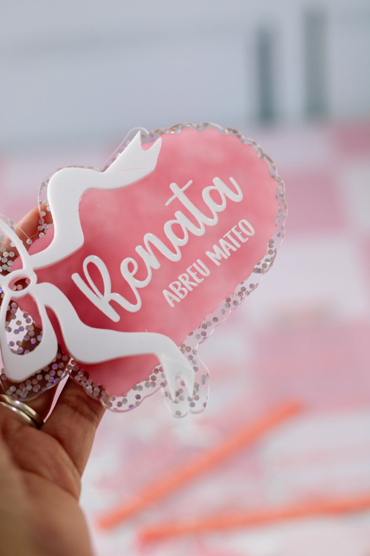 BACK TO SCHOOL Deluxe Set Coral Ribbon - tag escolar personalizado rosa coral con lazo blanco y glitter - LL Studio