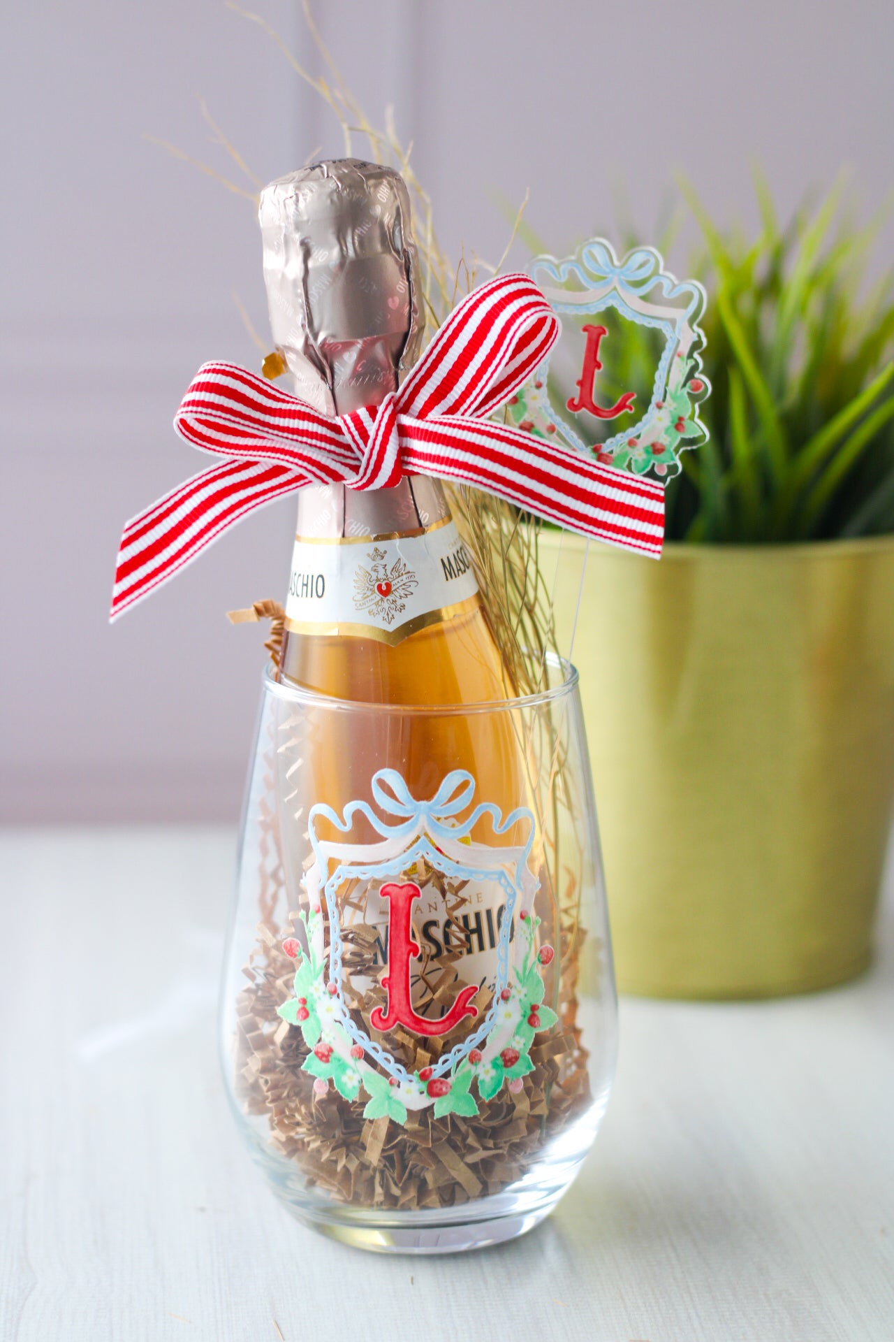 Bubbles & Cheers Gift Set Berry Strawberry - LL Studio